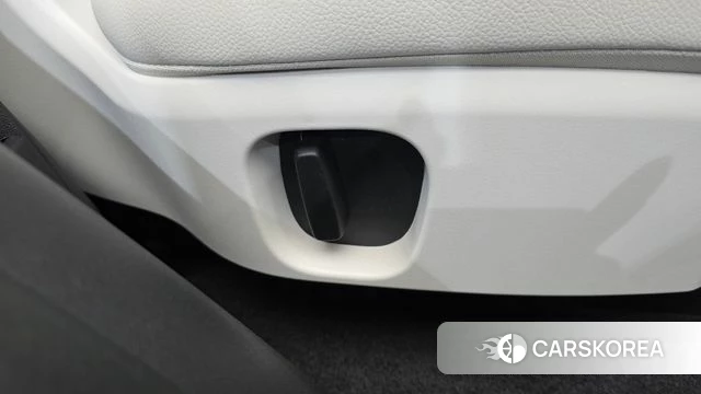 Land Rover Discovery 5 id 4516231 из Кореи 25