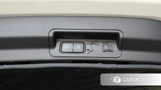 Ford Explorer 6th Generation id 4530354 из Кореи 25