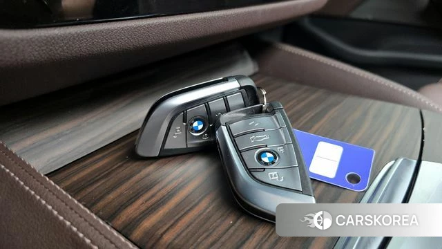 BMW 5 Series (G30) id 4308695 из Кореи 25