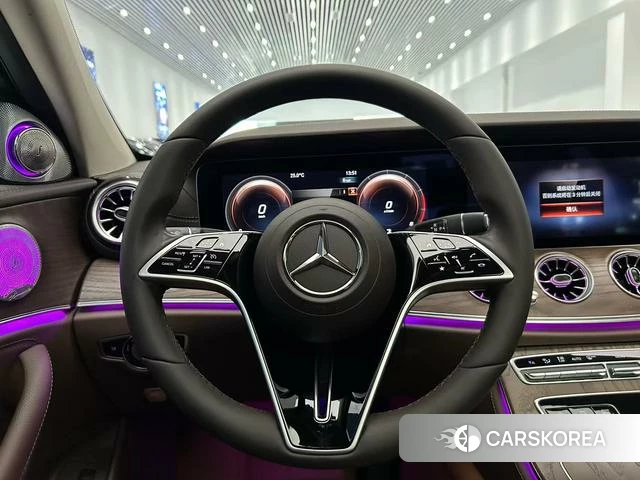 Mercedes-Benz E-class id 4256866 из Китая 25