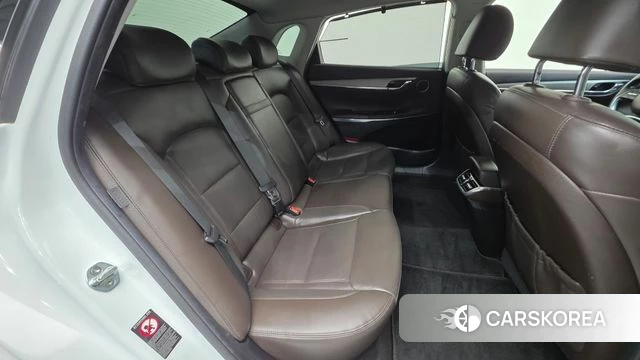 Hyundai The New Grandeur IG Hybrid id 4410530 из Кореи 25