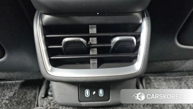 Hyundai Grandeur (GN7) id 4185753 из Кореи 25