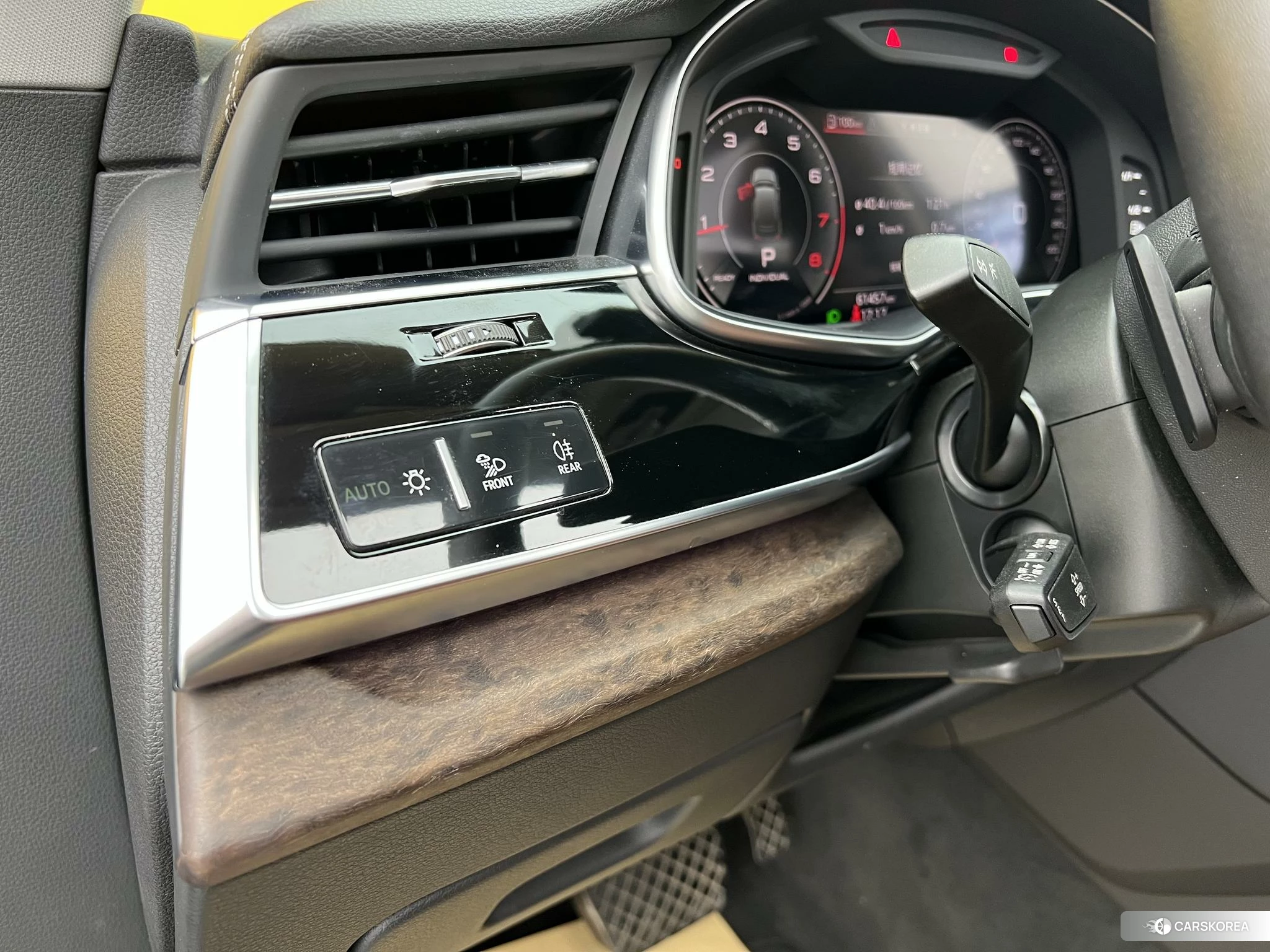 Audi Q7 id 4452962 из Китая 25