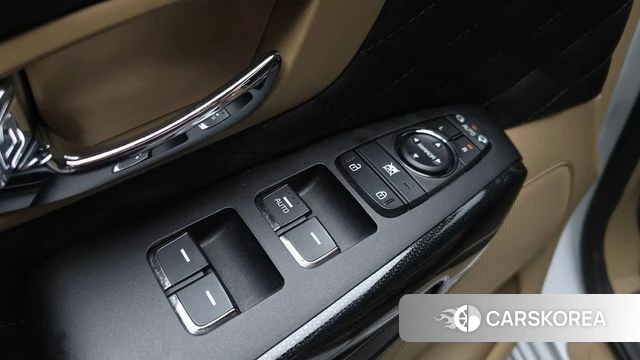 Kia The New Carnival id 4384775 из Кореи 25