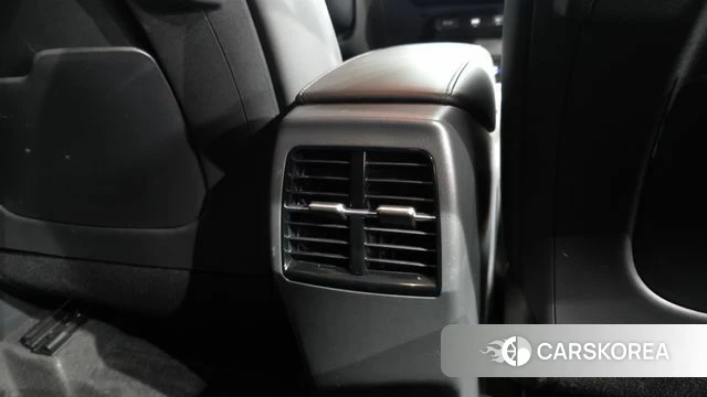 Kia Di Ol Nu Niro id 4928709 из Кореи 25