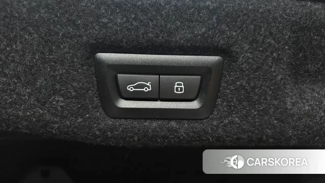 BMW 5 Series (G60) id 4462907 из Кореи 25
