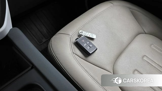 Land Rover Defender (L663) id 4195721 из Кореи 25