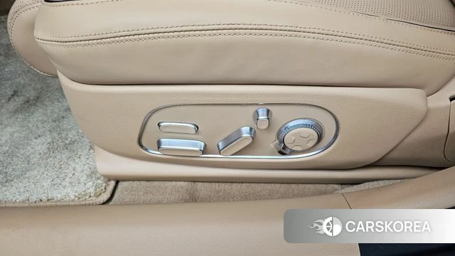 Genesis G90 (RS4) id 4414490 из Кореи 25