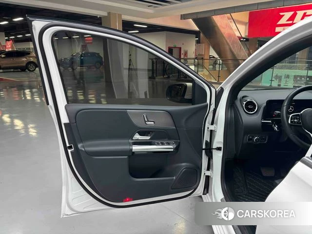 Mercedes-Benz Class B id 4265784 из Китая 25