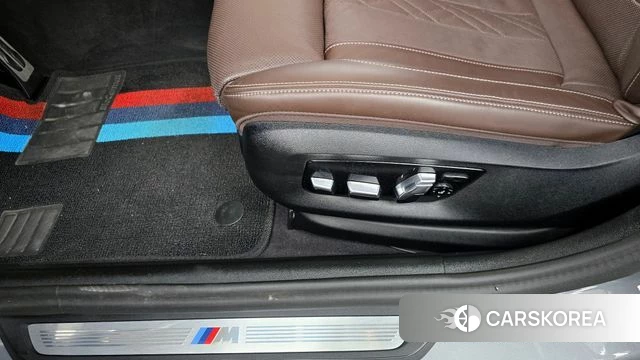 BMW 5 Series (G30) id 4360711 из Кореи 25