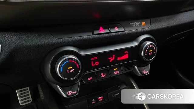Kia Stonic id 4678045 из Кореи 25