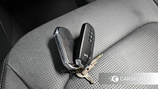 Kia Di Ol Nu Niro id 4763555 из Кореи 25