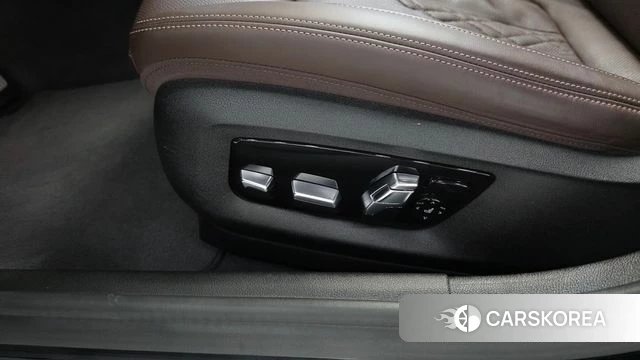 BMW 5 Series (G30) id 4294073 из Кореи 25