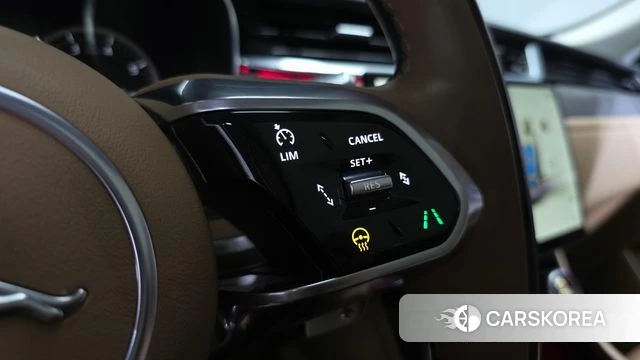 Jaguar F-PACE id 4186627 из Кореи 25