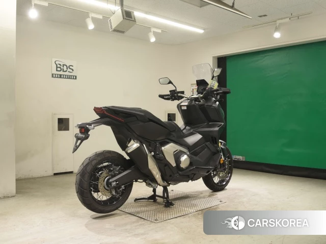 Honda X-ADV 750 id 3950001 из Японии 25