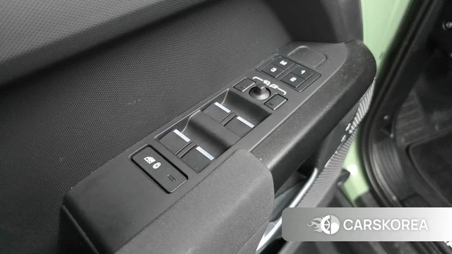 Land Rover Defender (L663) id 4540473 из Кореи 25