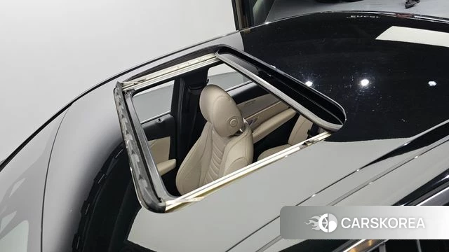 Mercedes-Benz E-Class W213 id 4793746 из Кореи 25
