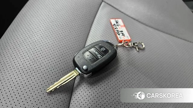 Hyundai The New Grand Starex id 4411109 из Кореи 25