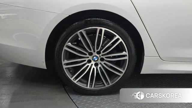 BMW 5 Series (G30) id 4770151 из Кореи 25