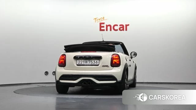 Mini Cooper S Convertible id 4316494 из Кореи 25