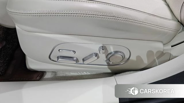 Genesis G90 (RS4) id 4541381 из Кореи 25