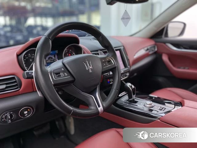 Maserati Levante id 3856227 из Китая 25
