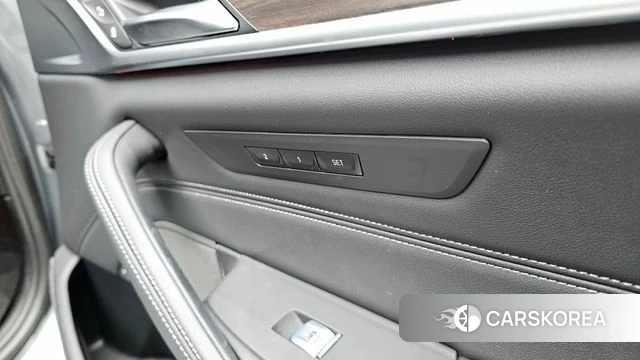 BMW 5 Series (G30) id 4494298 из Кореи 25