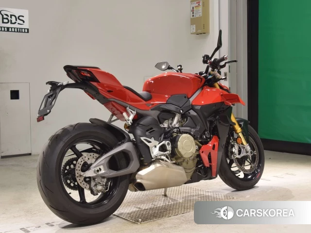 Проданный Ducati STREETFIGHTER V4 S id 4199396 из Японии, фото 13