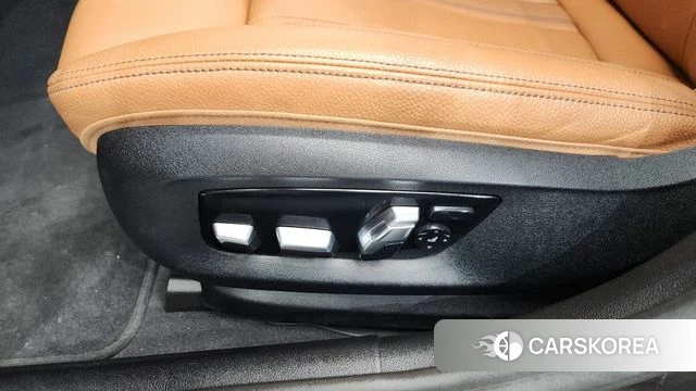 BMW 5 Series (G30) id 4500101 из Кореи 25