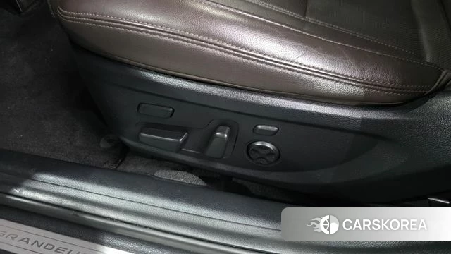 Hyundai The New Grandeur IG id 4303204 из Кореи 25