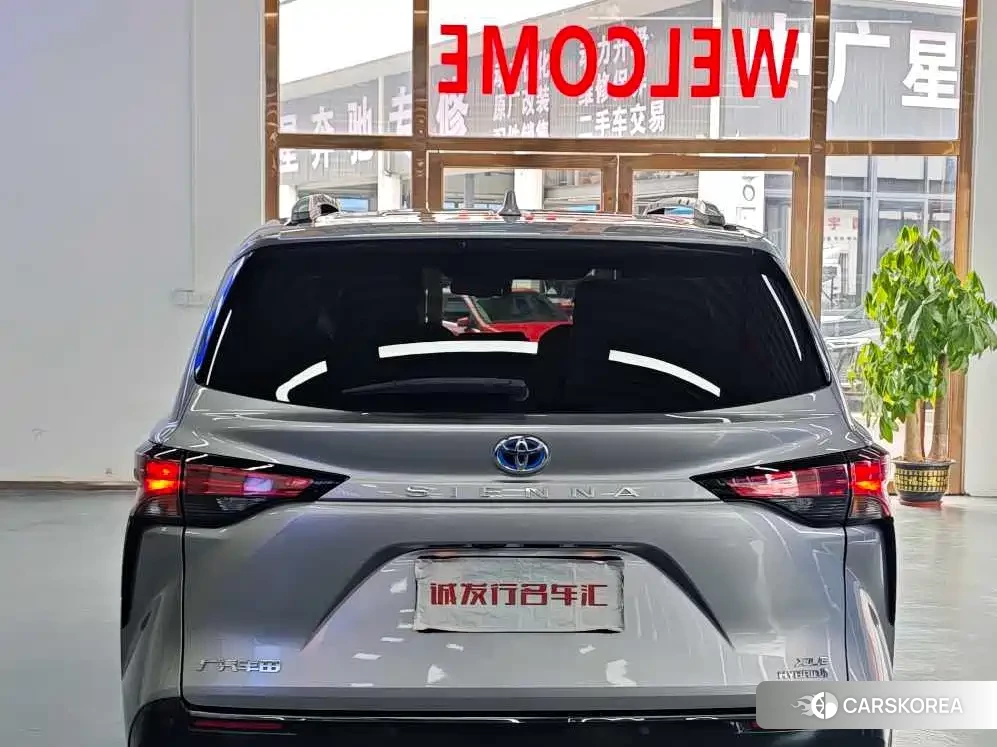 Toyota Sienna id 4681202 из Китая 25