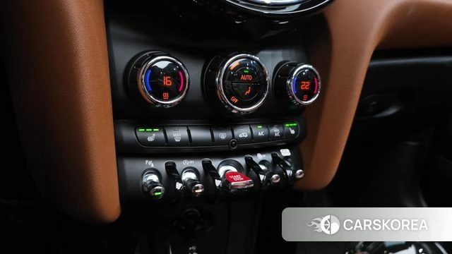 Mini Cooper S Convertible id 4750388 из Кореи 25
