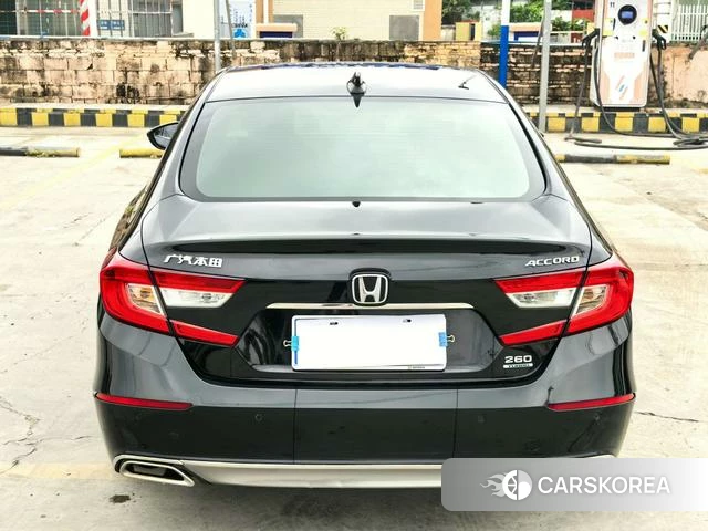 Honda Accord id 4328749 из Китая 25