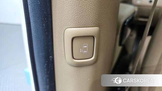 Kia The New Carnival id 4923570 из Кореи 25