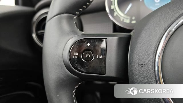 Mini Cooper S Convertible id 4533961 из Кореи 25