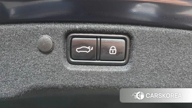 Kia K7 Premier Hybrid id 4362617 из Кореи 25