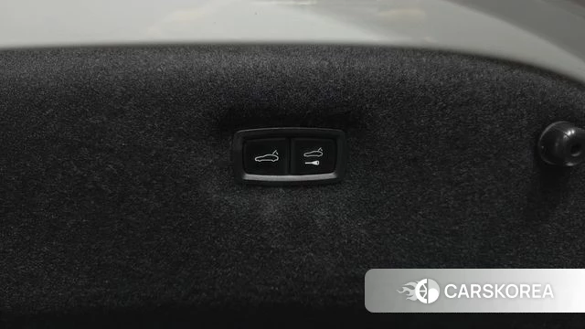 Porsche Taycan id 4382878 из Кореи 25