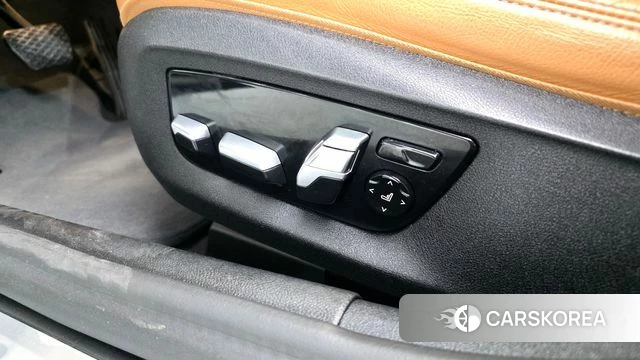BMW 5 Series (G30) id 4470717 из Кореи 25