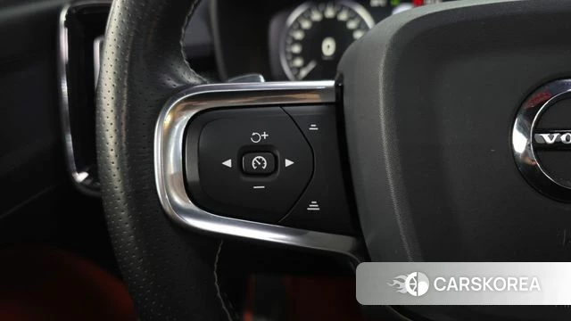 Volvo XC40 id 4251047 из Кореи 25