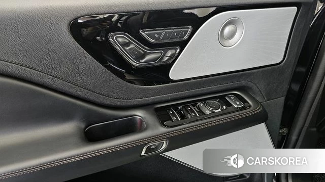 Lincoln Aviator 2nd generation id 4222995 из Кореи 25