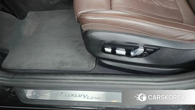 BMW 5 Series (G30) id 4422909 из Кореи 25