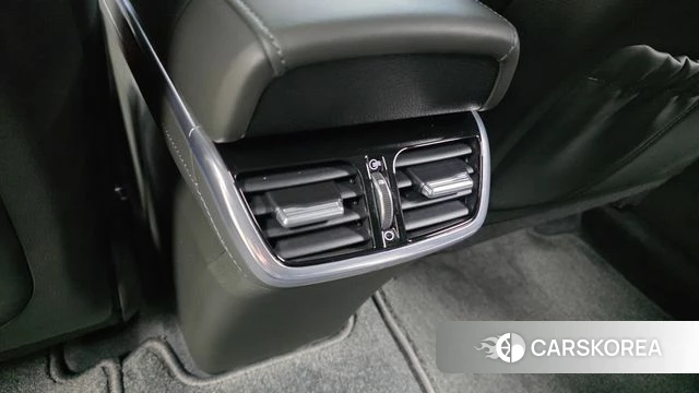 Hyundai The New Grandeur IG Hybrid id 4434909 из Кореи 25