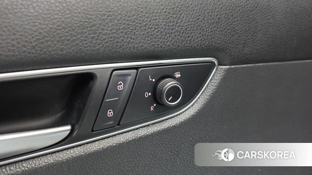 Volkswagen The New Passat id 4770635 из Кореи 25