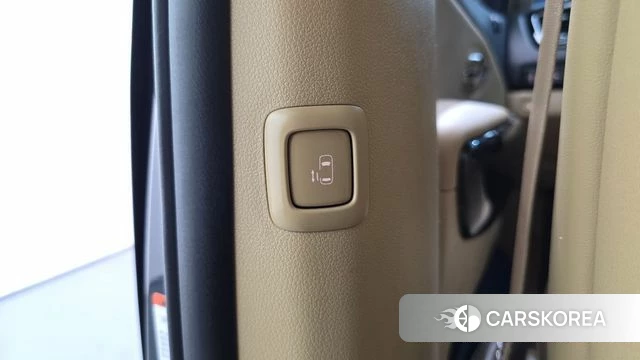 Kia The New Carnival id 4677731 из Кореи 25