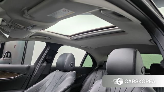 Mercedes-Benz E-Class W213 id 4595536 из Кореи 25