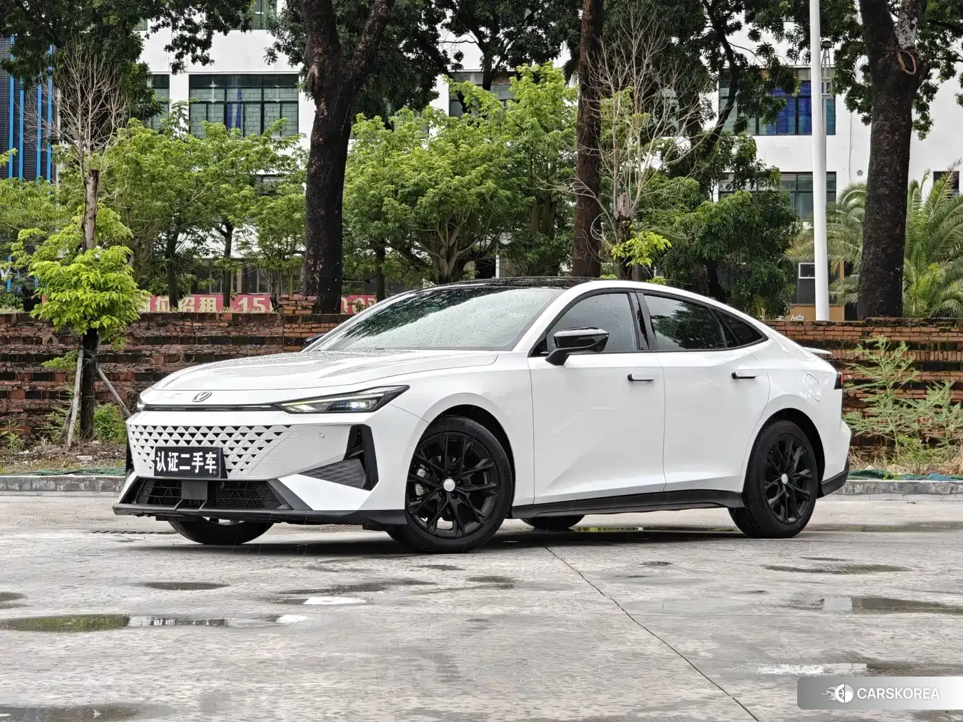Chang'an UNI-V id 4600458 из Китая 25