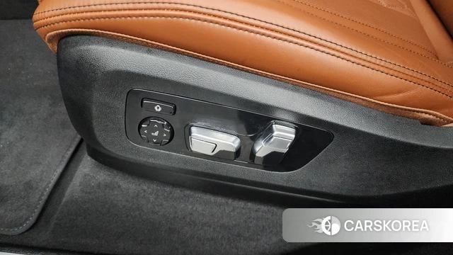 BMW X7 (G07) id 4480285 из Кореи 25