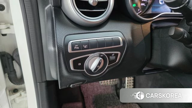 Mercedes-Benz C-Class W205 id 4536169 из Кореи 25