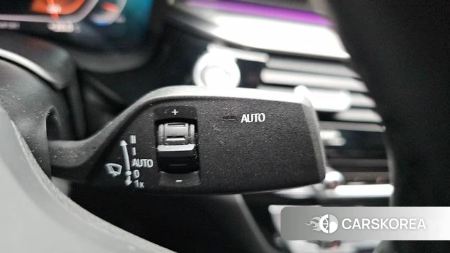 BMW 5 Series (G30) id 4408661 из Кореи 25