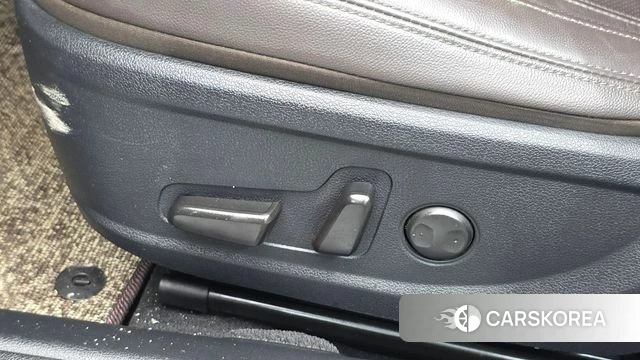 Hyundai The New Grandeur IG id 4708293 из Кореи 25
